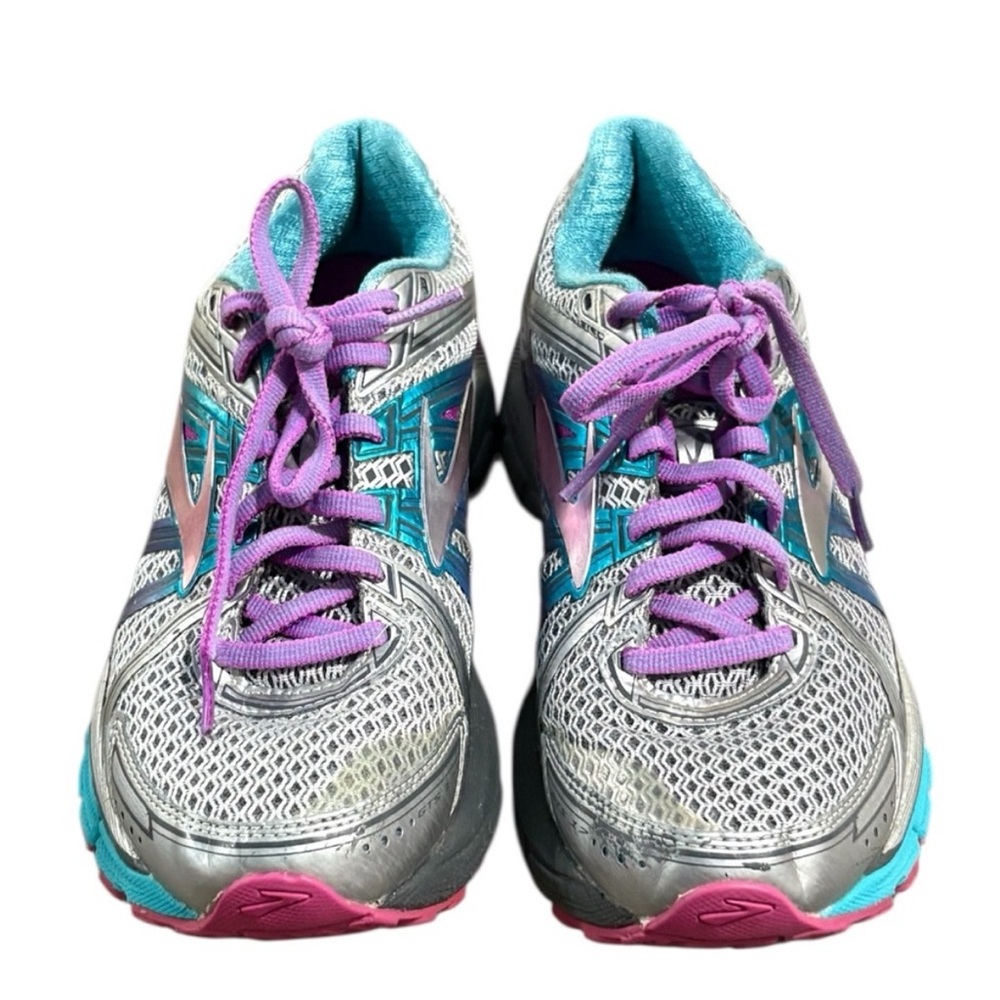 Brooks Adrenaline GTS 17 Lace Up
Running Shoes Size 8